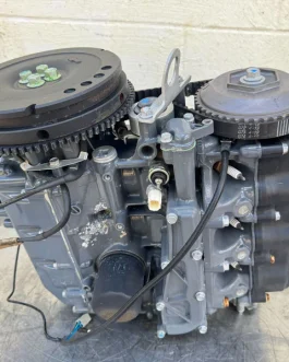 2005 Honda 40 HP 4 Stroke Outboard Powerhead 12000-ZW4-405ZA OEM