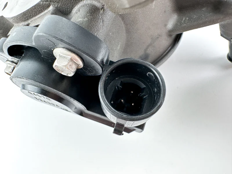 2021 Mercury 115 HP 4 Stroke Outboard Throttle Body Assembly 8M0088066 OEM - Image 9