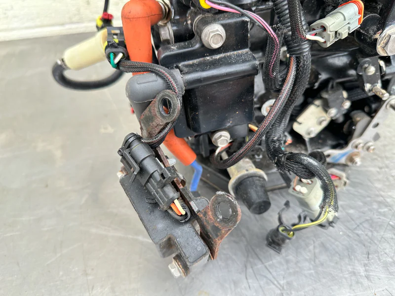 2013 Evinrude 30 HP 2 Stroke Outboard Powerhead 5008167 OEM - Image 11