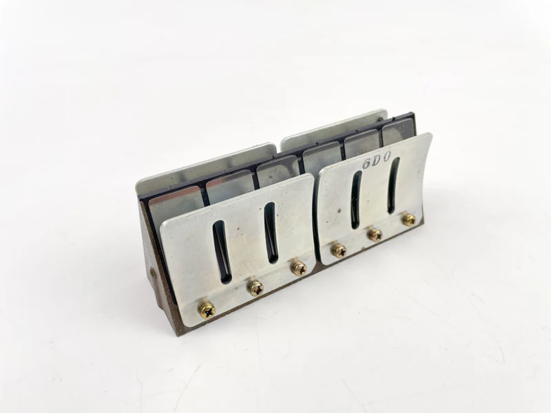 Yamaha 2 Stroke Outboard Reed Valve Assembly 6D0-13610-00-00 - New Old Stock - Image 7