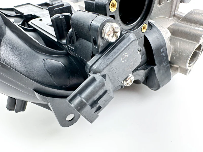 2019 Yamaha 150 HP 4 Stroke Outboard Intake Manifold & Throttle Body 63P-13751-20-00 OEM - Image 9