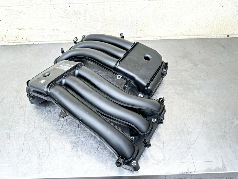 2019 Yamaha 250 HP 4 Stroke Outboard Intake Manifolds Manifold Set 6CE-13641-00-00