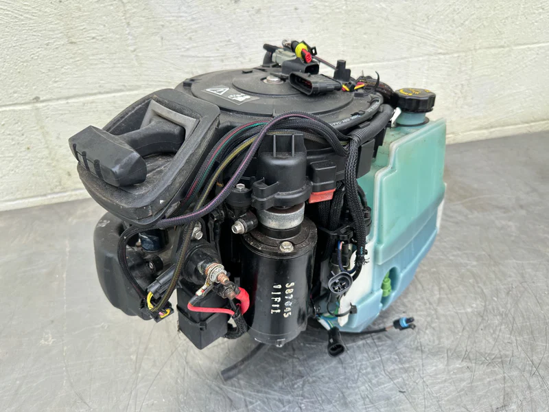 2013 Evinrude 30 HP 2 Stroke Outboard Powerhead 5008167 OEM