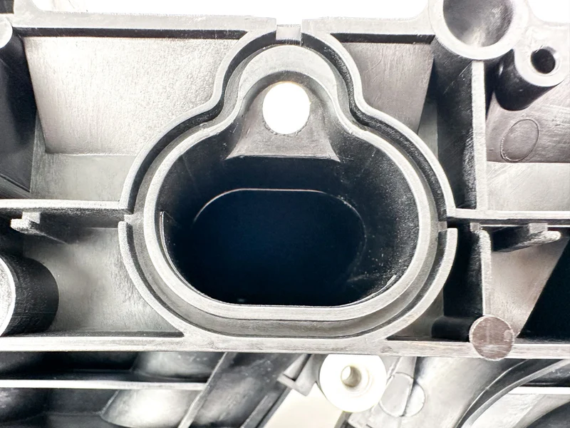 2019 Yamaha 150 HP 4 Stroke Outboard Intake Manifold & Throttle Body 63P-13751-20-00 OEM - Image 14