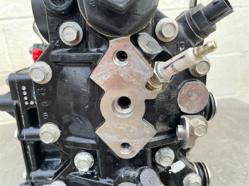 2012 Evinrude 50 HP 2 Stroke Outboard Powerhead 5007396 OEM - Image 5