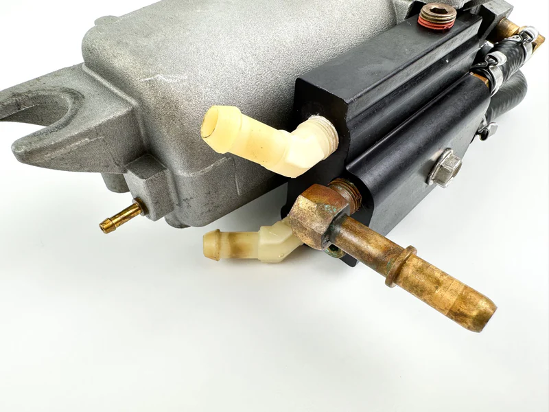 2004 Mercury 60 HP 4 Stroke Outboard Vapor Separator Tank VST 883214T1 OEM - Image 2