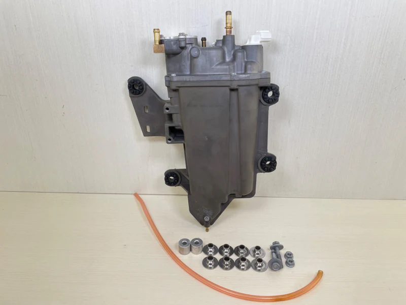 2012+ Yamaha F350 350HP Outboard Float Chamber Assembly VST - Tested - Image 10