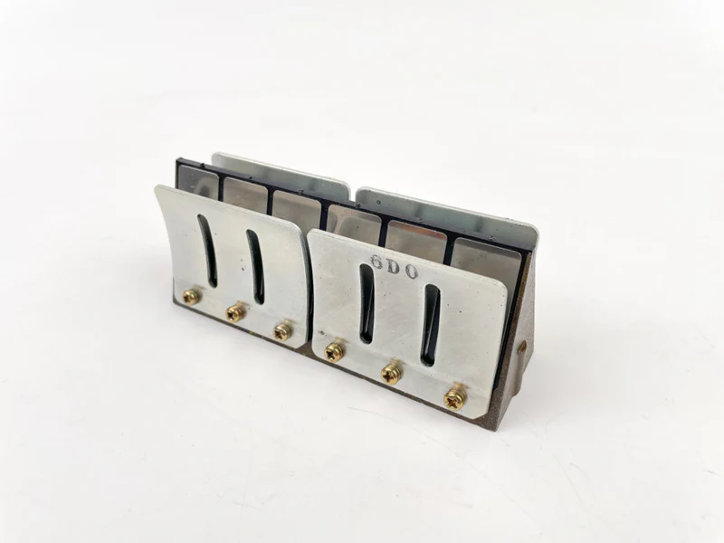 Yamaha 2 Stroke Outboard Reed Valve Assembly 6D0-13610-00-00 - New Old Stock - Image 6