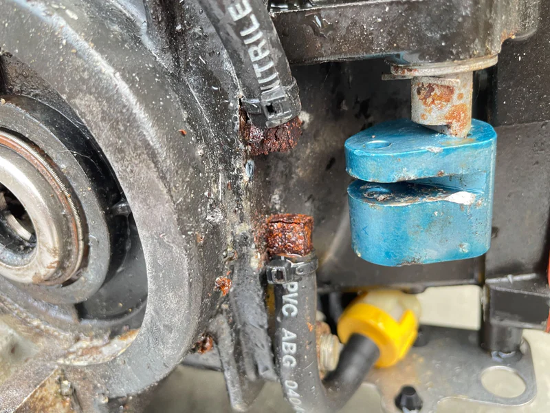 2012 Evinrude 50 HP 2 Stroke Outboard Powerhead 5007396 OEM - Image 11