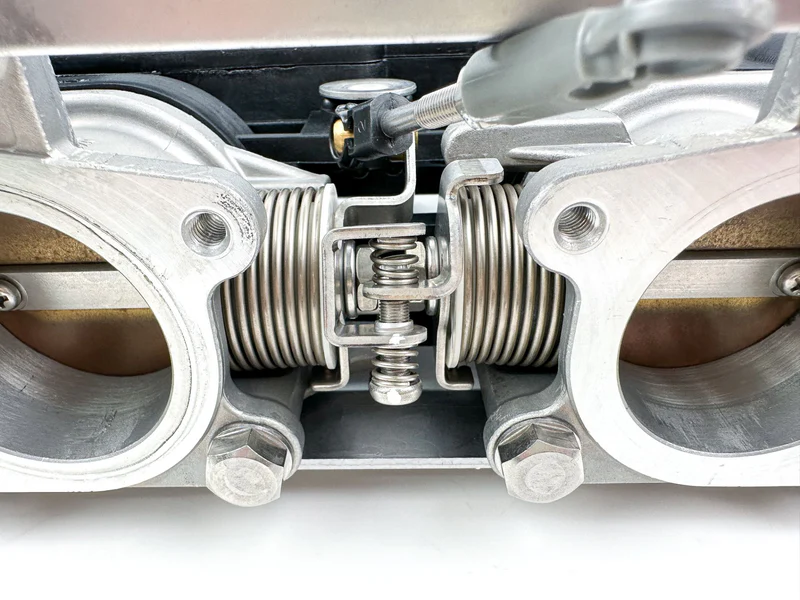 2019 Yamaha 150 HP 4 Stroke Outboard Intake Manifold & Throttle Body 63P-13751-20-00 OEM - Image 7