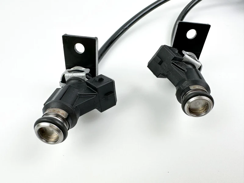 2004 Mercury 60HP EFI Fuel Injectors & TFI System - 892123002 879887T - Image 2