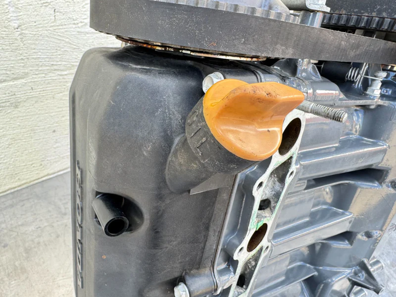 2005 Honda 40 HP 4 Stroke Outboard Powerhead 12000-ZW4-405ZA OEM - Image 21