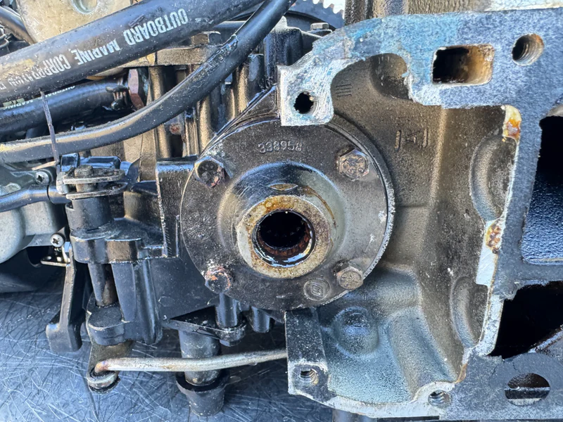 1995 Evinrude 40 HP 2 Stroke Outboard Powerhead 0437341 OEM - Image 11