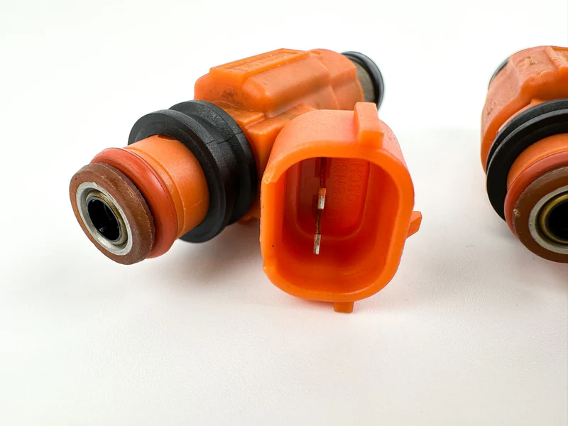 2003 Yamaha 115 HP 4 Stroke Outboard Fuel Injector 68V-8A360-00-00 Cleaned & Tested - Image 2