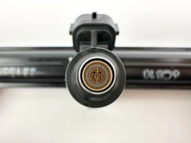 2019 Yamaha 250 HP 4 Stroke Outboard Fuel Injector Set W/ Rail 6CB-13161-10-00 OEM - Image 6