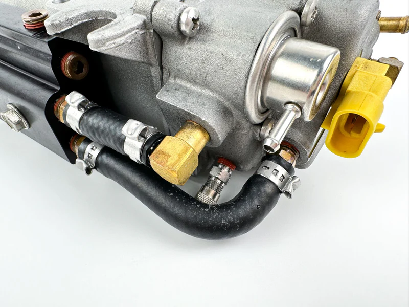 2004 Mercury 60 HP 4 Stroke Outboard Vapor Separator Tank VST 883214T1 OEM - Image 12