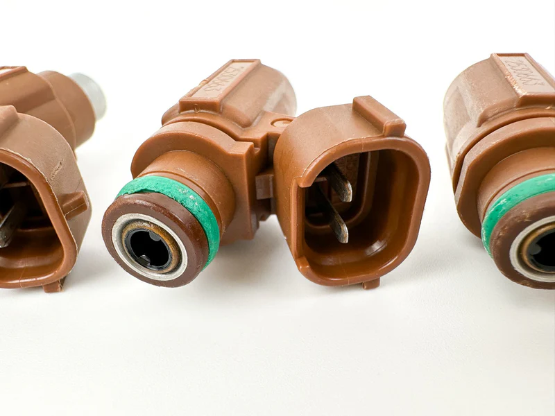 2007 Suzuki 150 HP 4 Stroke Outboard Fuel Injector Set 15710-96J00 - Image 3