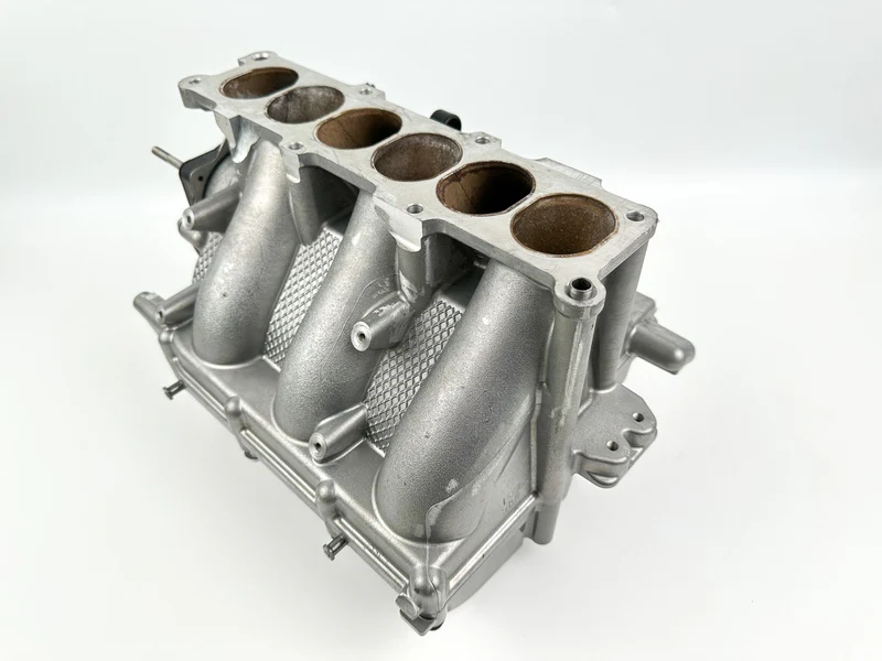 2018 Suzuki 350 HP 4 Stroke Outboard Air Intake Collector 13100-98L01 OEM - Image 2