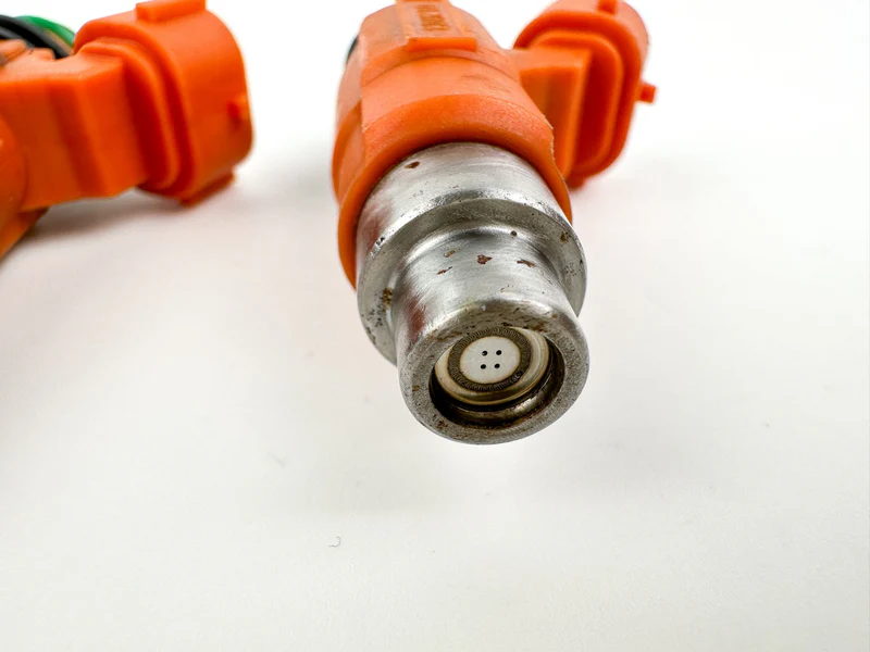 2004 Yamaha 115 HP 4 Stroke Outboard Fuel Injector Set 68V-8A360-00-00 Cleaned & Tested - Image 3