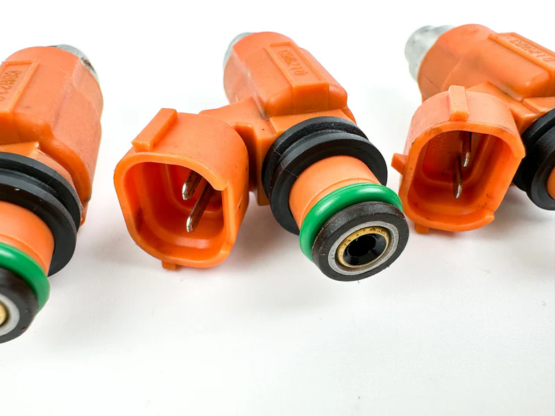 2004 Yamaha 115 HP 4 Stroke Outboard Fuel Injector Set 68V-8A360-00-00 Cleaned & Tested - Image 2