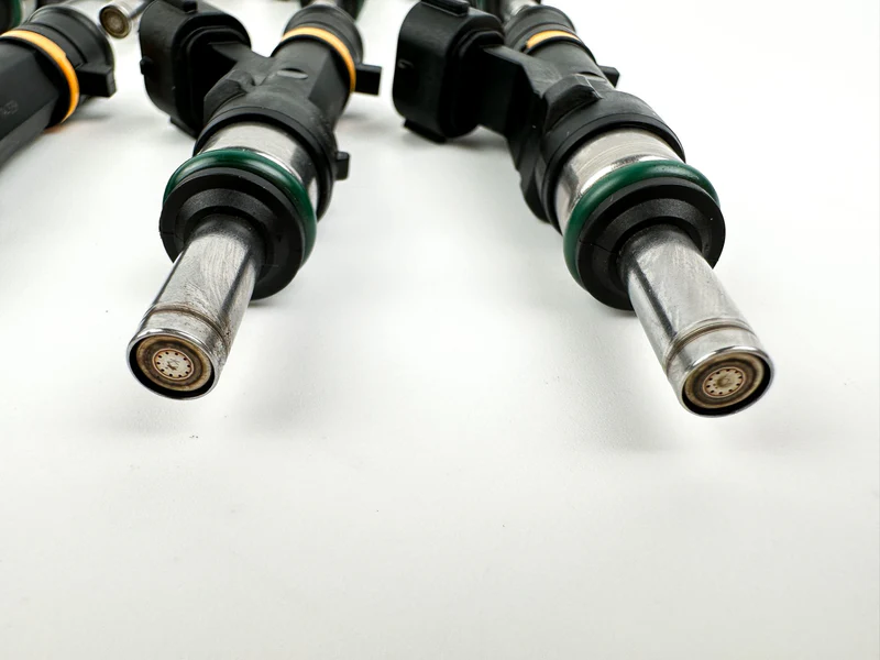 2018 Suzuki 350 HP 4 Stroke Outboard Fuel Injector Set 15710-98L10 Cleaned & Tested - Image 3