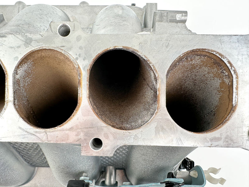 2018 Suzuki 350 HP 4 Stroke Outboard Air Intake Collector 13100-98L01 OEM - Image 3