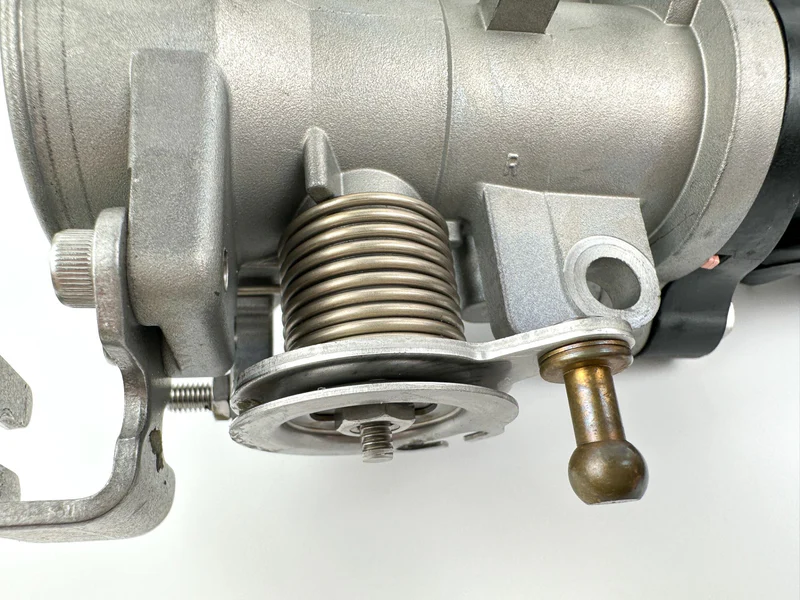 2018 Yamaha 25 HP 4 Stroke Outboard Intake Manifold & Throttle Body 6FM-14200-00-00 OEM - Image 2