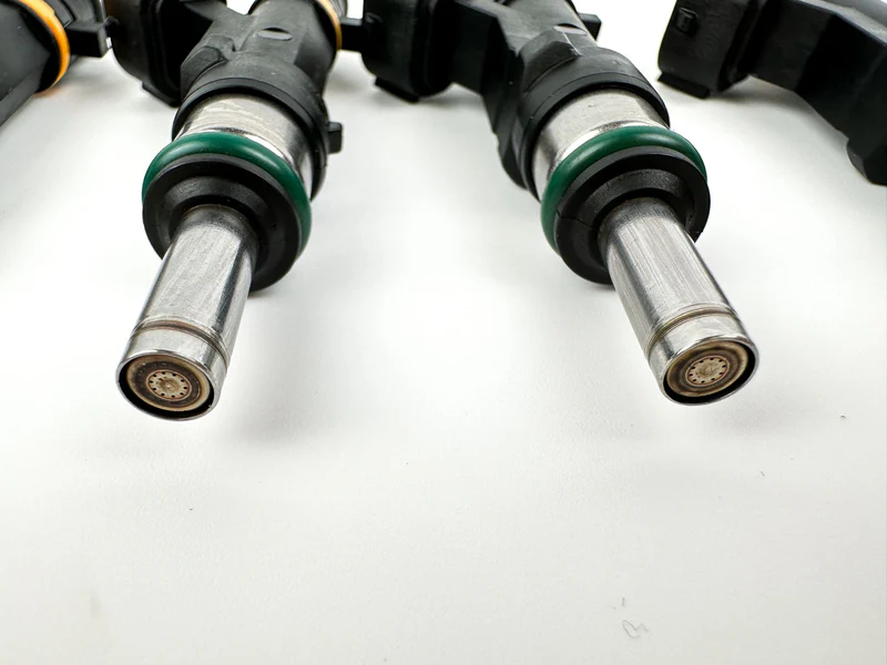 2018 Suzuki 350 HP 4 Stroke Outboard Fuel Injector Set 15710-98L10 Cleaned & Tested - Image 5