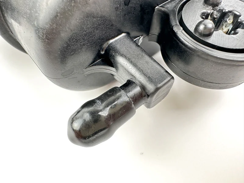 2018 Yamaha 25 HP 4 Stroke Outboard VST Float Chamber Assembly 6FM-14180-00-00 - Image 2