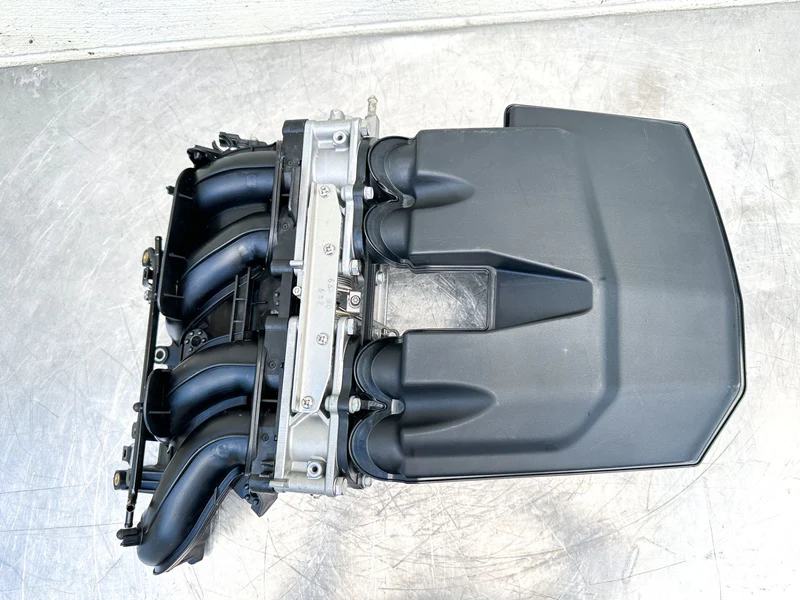 2016 Yamaha 150 HP 4 Stroke Outboard Intake Manifold & Throttle Body 63P-13751-20-00 OEM - Image 13