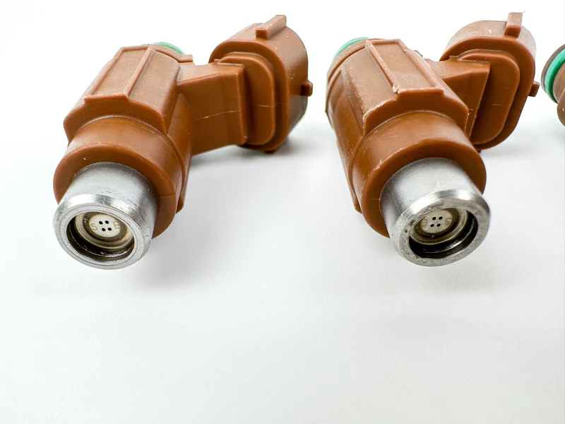 2007 Suzuki 150 HP 4 Stroke Outboard Fuel Injector Set 15710-96J00 - Image 5