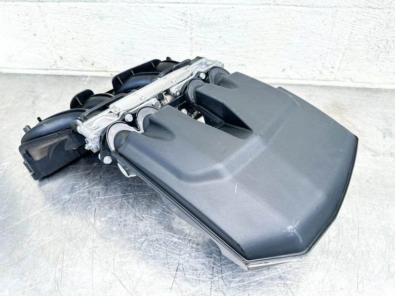 2016 Yamaha 150 HP 4 Stroke Outboard Intake Manifold & Throttle Body 63P-13751-20-00 OEM - Image 7