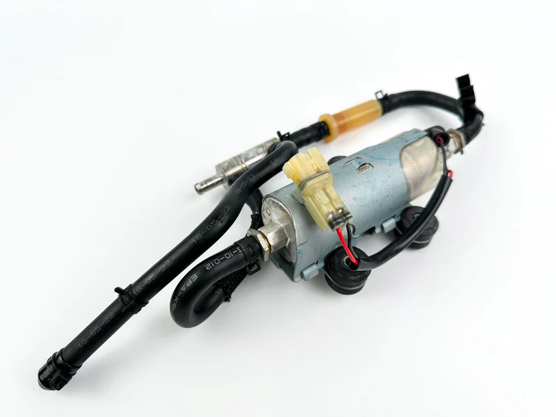 Suzuki 200 225 250 300 350 HP Outboard Low Pressure Lift Fuel Pump 15100-94900 Tested - Image 12