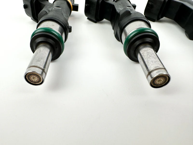 2018 Suzuki 350 HP 4 Stroke Outboard Fuel Injector Set 15710-98L10 Cleaned & Tested - Image 4