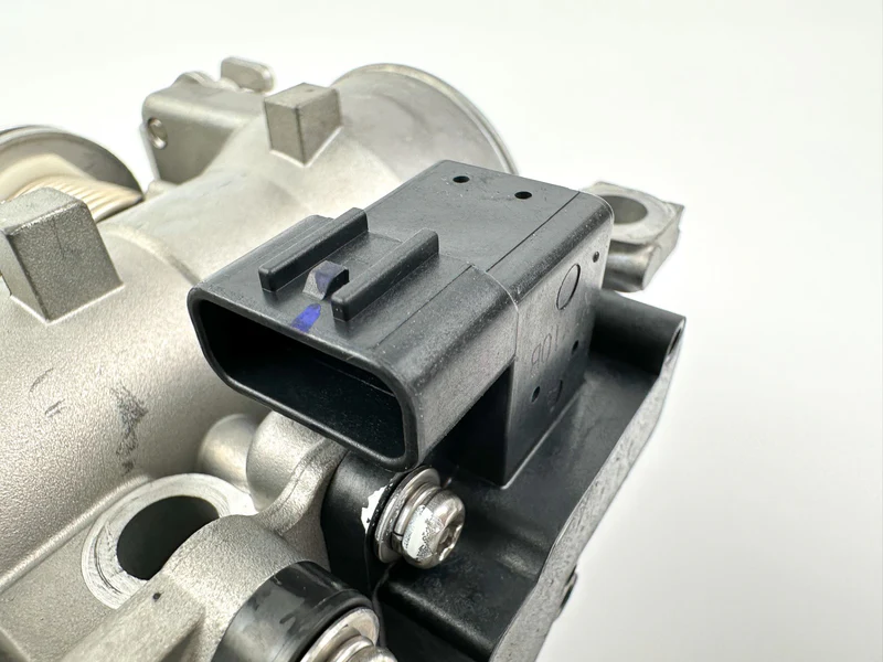 2018 Yamaha 25 HP 4 Stroke Outboard Intake Manifold & Throttle Body 6FM-14200-00-00 OEM - Image 8