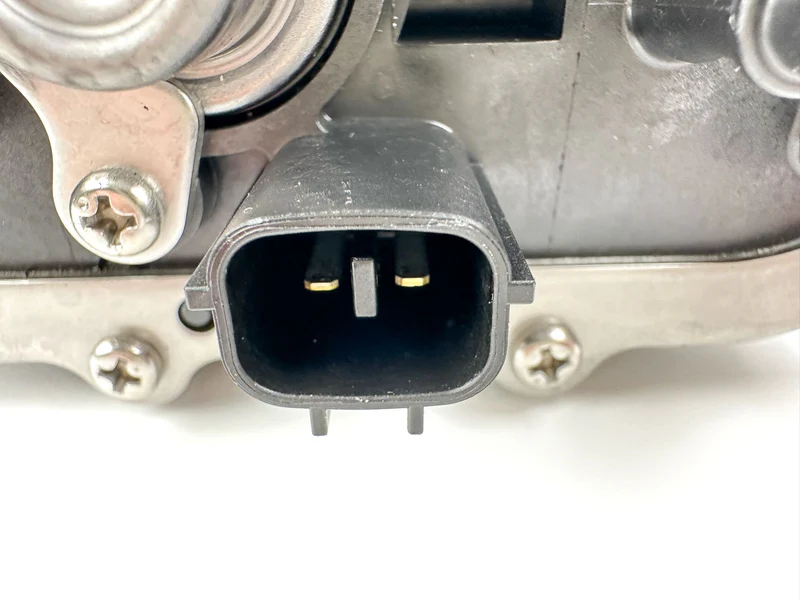 2018 Yamaha 25 HP 4 Stroke Outboard VST Float Chamber Assembly 6FM-14180-00-00 - Image 9