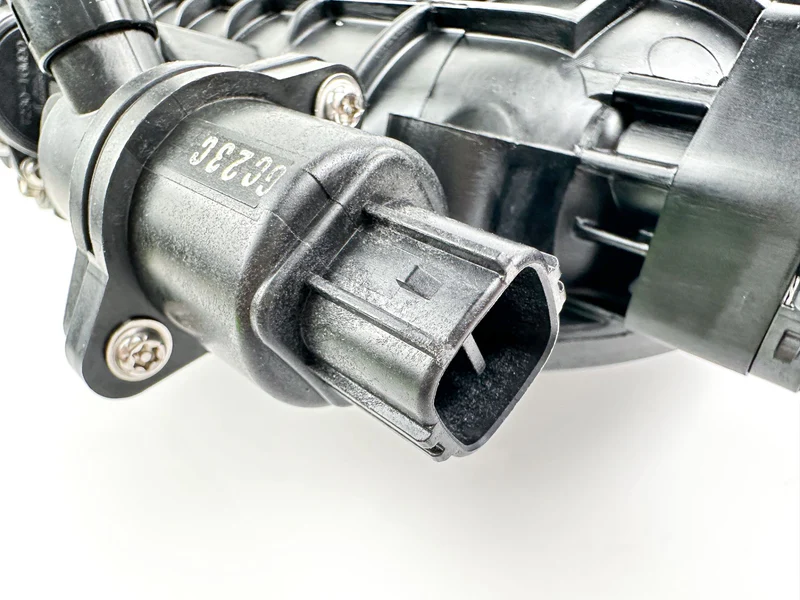 2007 Yamaha 90 HP 4 Stroke Outboard Intake Manifold & Throttle Body 6D8-13641-00-00 OEM - Image 3