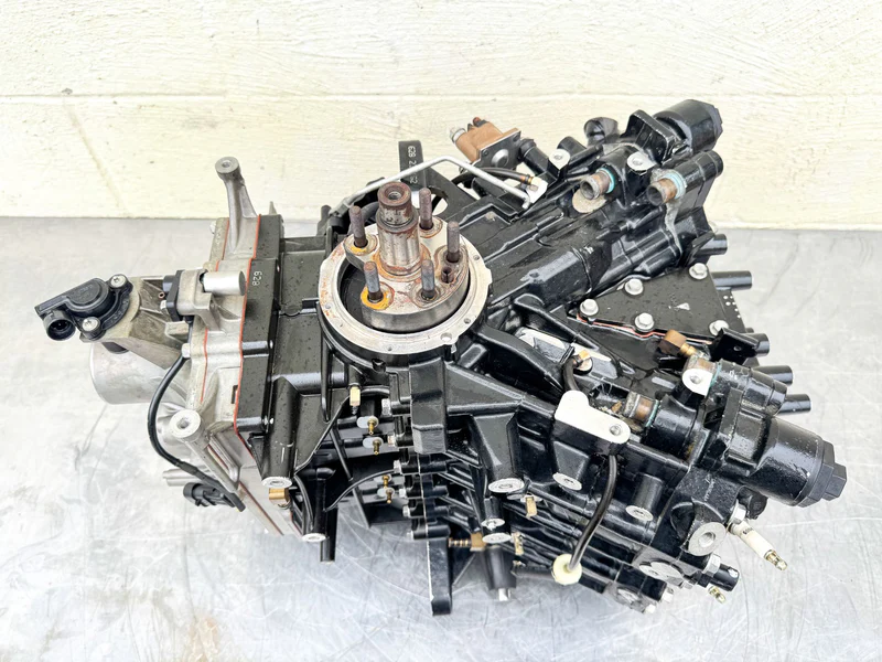 2008 Evinrude 115HP 2 Stroke Etec Outboard Powerhead 5007435 OEM - Image 7