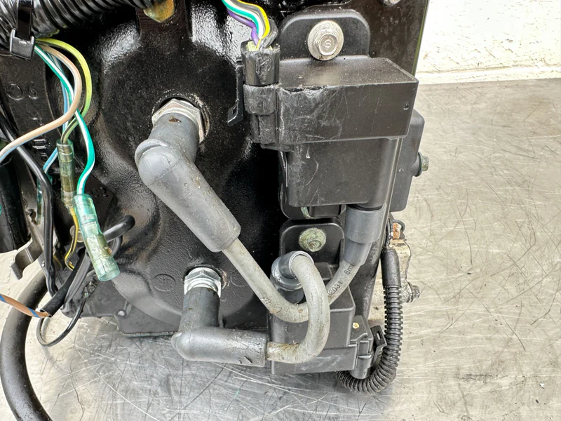 2000 Mercury 30 HP 2 Stroke Outboard Powerhead - Tested - Ready To Install - Image 9