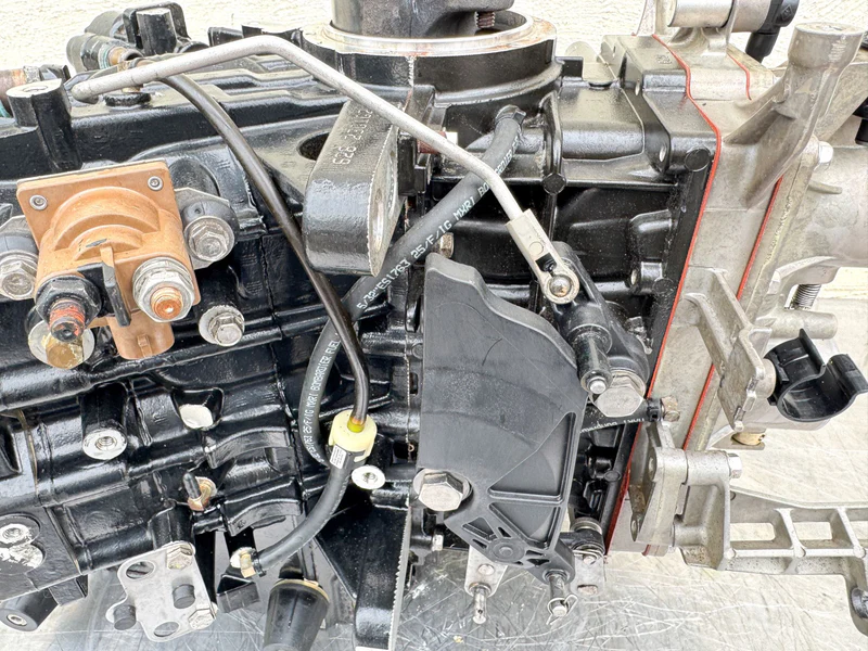 2008 Evinrude 115HP 2 Stroke Etec Outboard Powerhead 5007435 OEM - Image 9